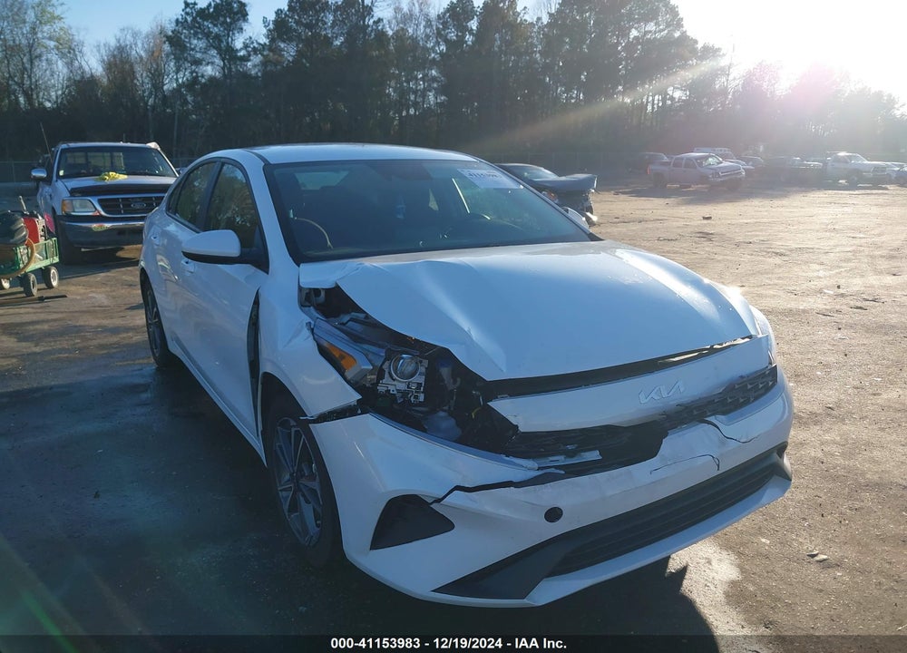 2024 KIA FORTE LXS VIN: 3KPF24AD5RE698199