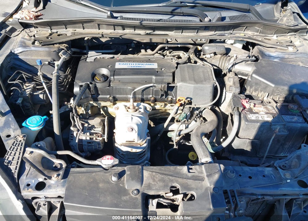 2015 HONDA ACCORD VIN: 1HGCR2F83FA073637