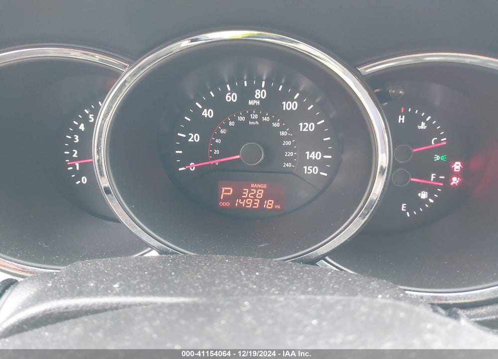 2013 KIA SORENTO LX VIN: 5XYKT3A68DG368186