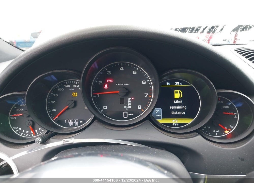 2016 PORSCHE CAYENNE VIN: WP1AA2A25GLA00869