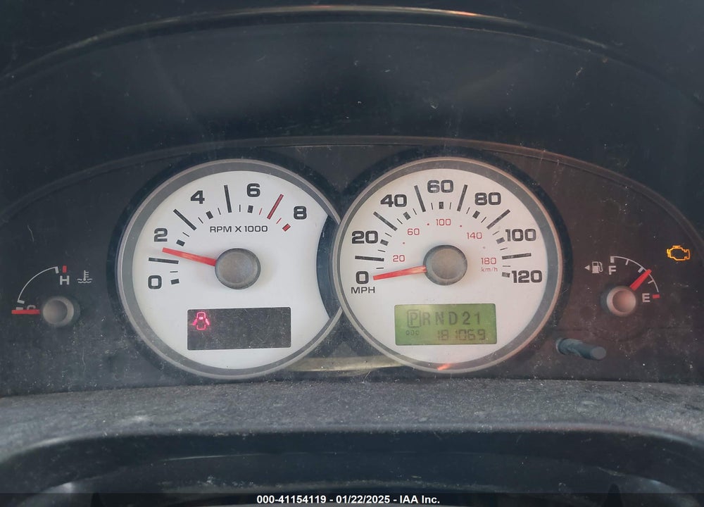 2005 FORD ESCAPE XLT VIN: 1FMCU03105KA23842