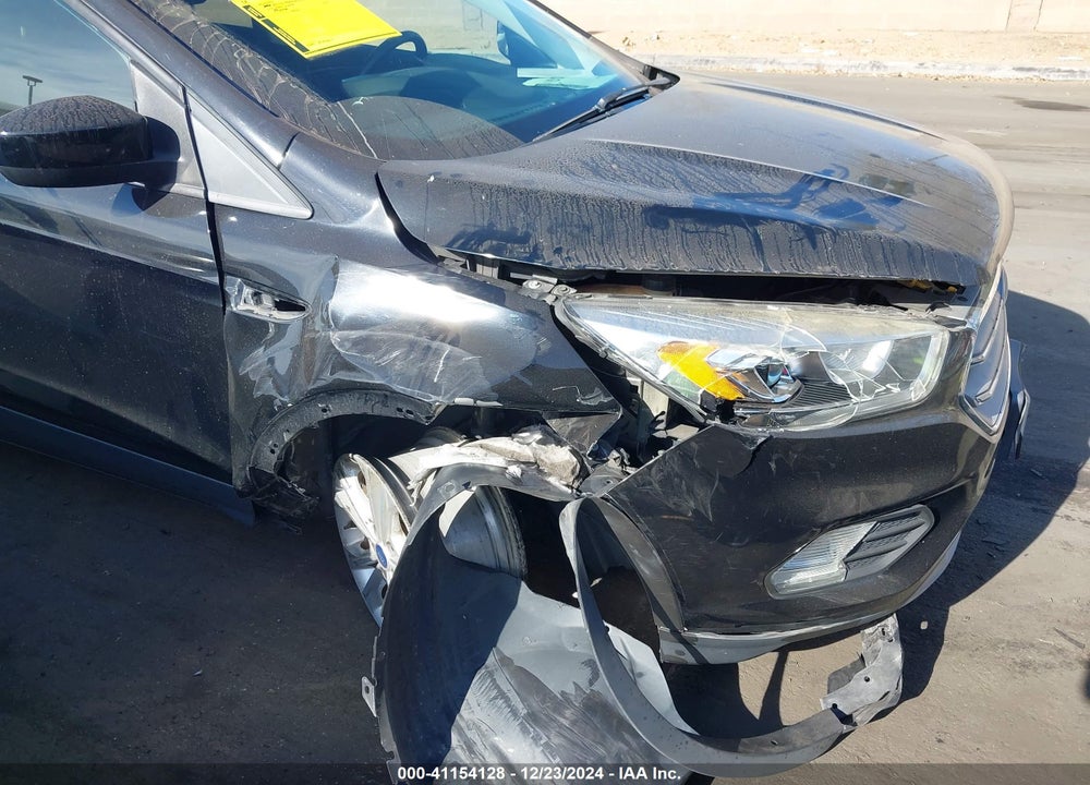 2018 FORD ESCAPE SEL VIN: 1FMCU0HD2JUA64572