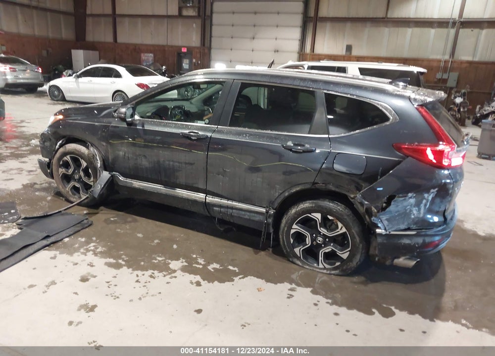 2018 HONDA CR-V VIN: 7FARW2H91JE080632