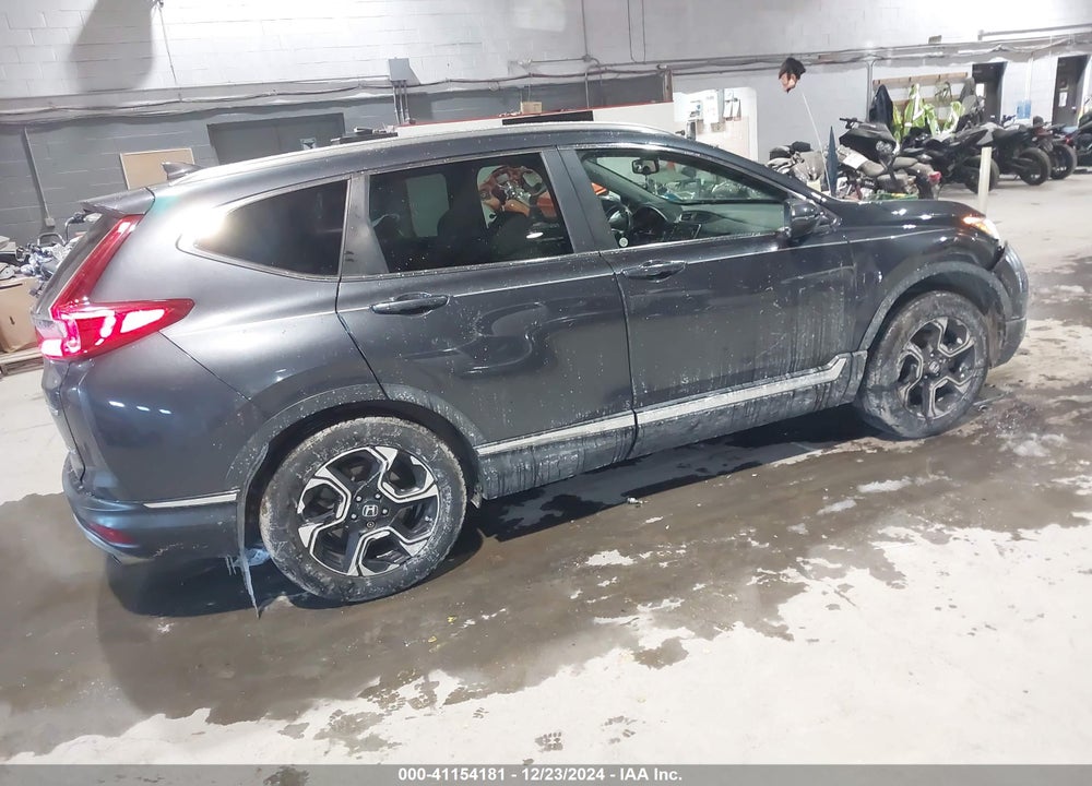 2018 HONDA CR-V VIN: 7FARW2H91JE080632