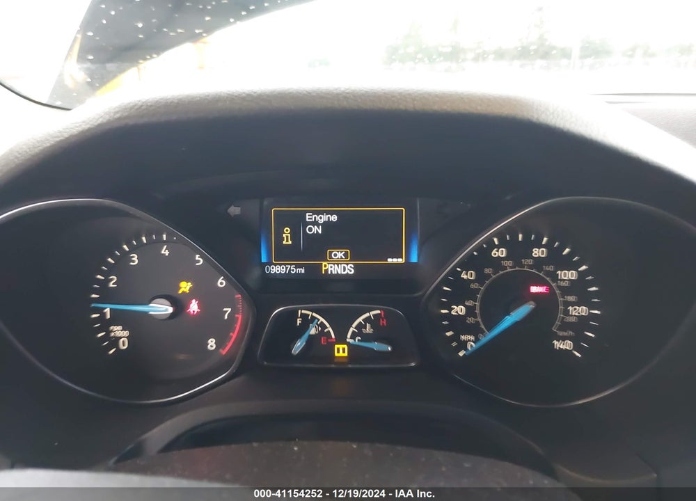 2015 FORD FOCUS VIN: 1FADP3K27FL261572