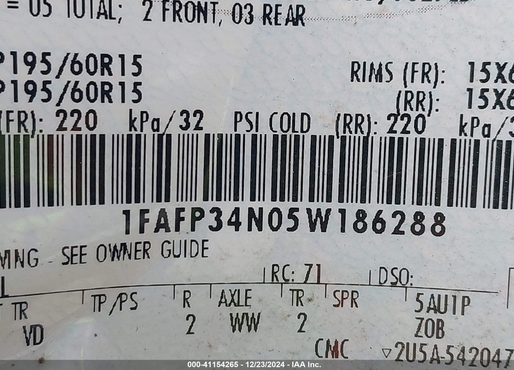 2005 FORD FOCUS ZX4 VIN: 1FAFP34N05W186288
