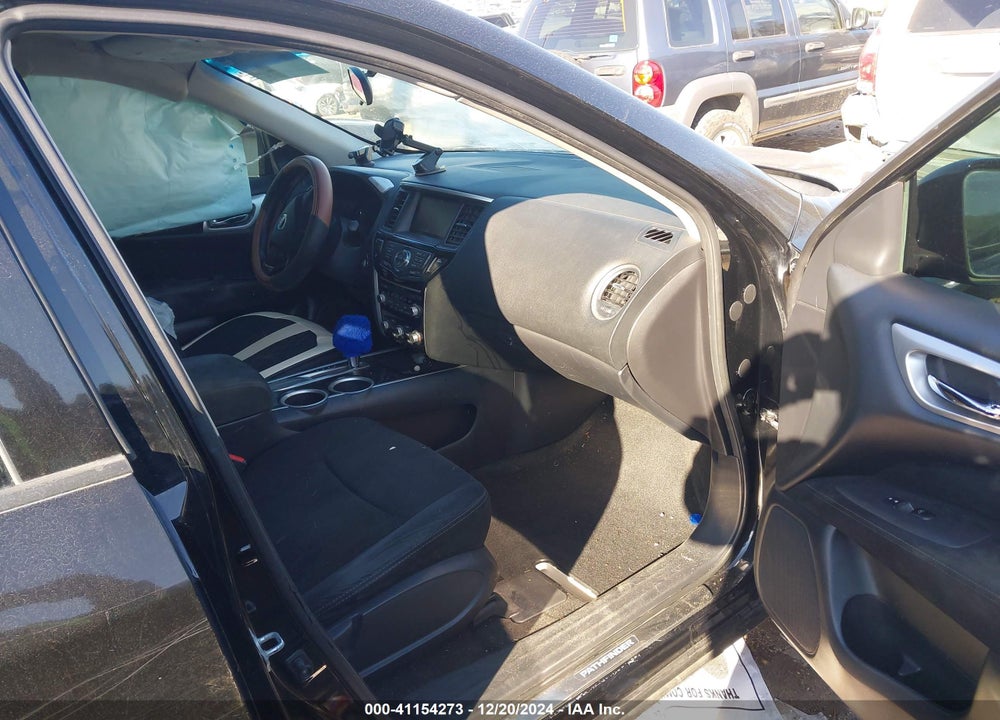 2013 NISSAN PATHFINDER SV VIN: 5N1AR2MN1DC677165