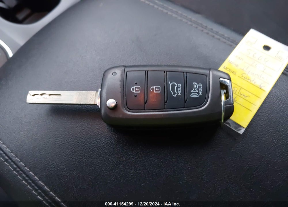 2019 HYUNDAI SANTA FE SE VIN: 5NMS2CAD7KH070071