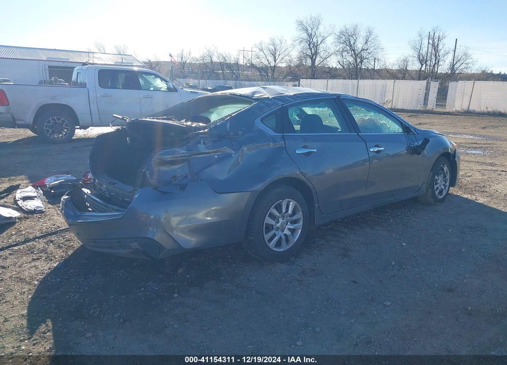 2017 NISSAN ALTIMA VIN: 1N4AL3AP3HN358321