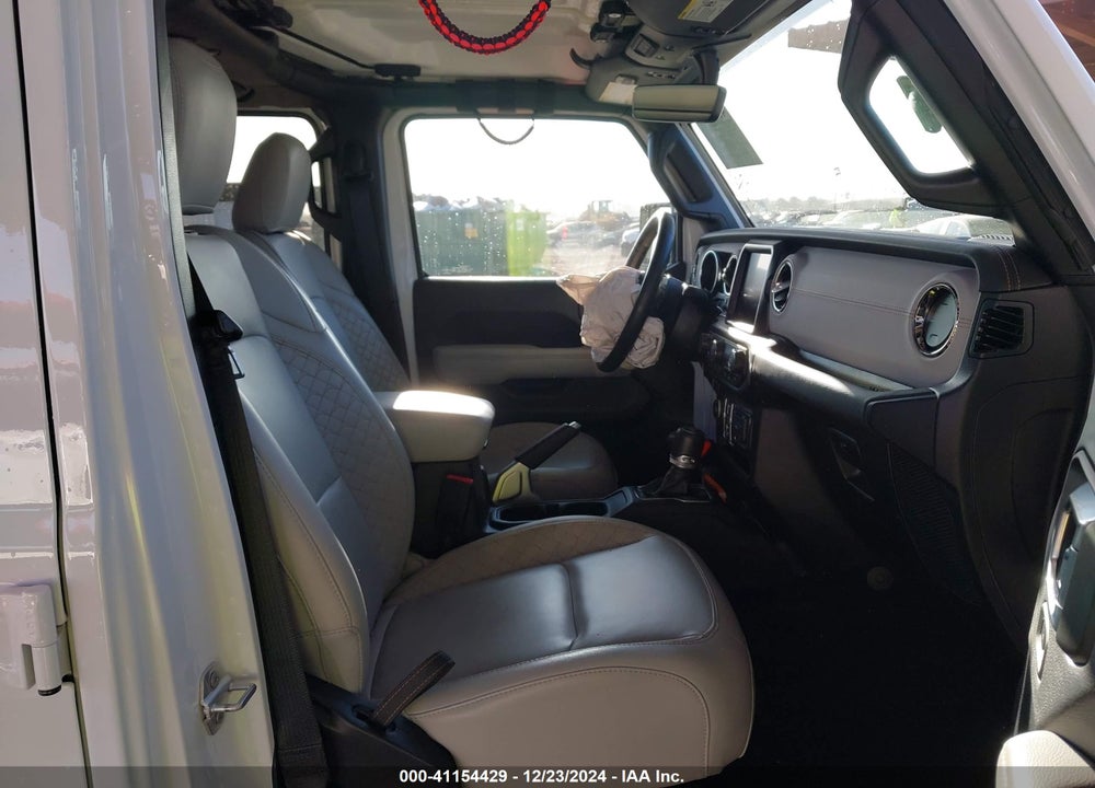 2023 JEEP WRANGLER / VIN: 1C4JJXP69PW517180