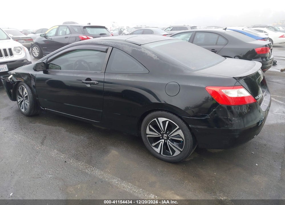 2011 HONDA CIVIC LX VIN: 2HGFG1B68BH512828