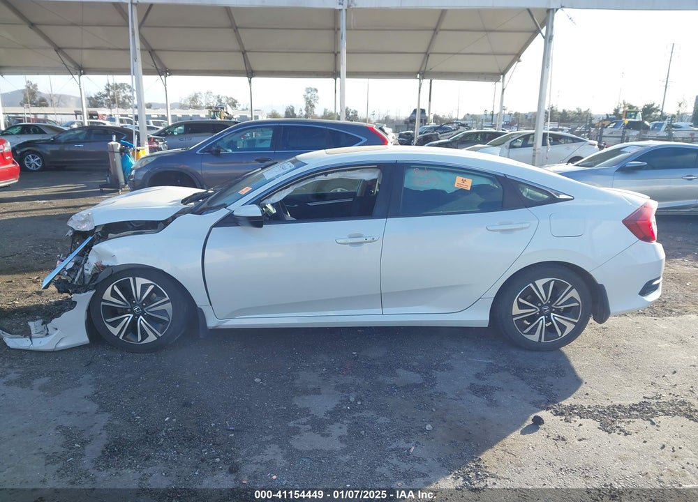 2017 HONDA CIVIC VIN: 19XFC1F33HE203671