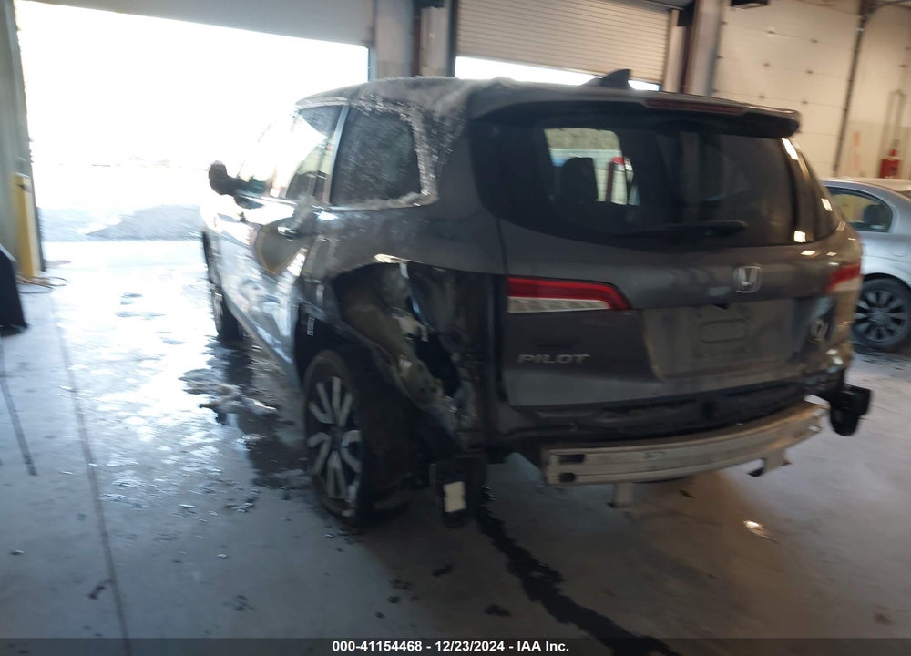 2021 HONDA PILOT VIN: 5FNYF6H56MB037761
