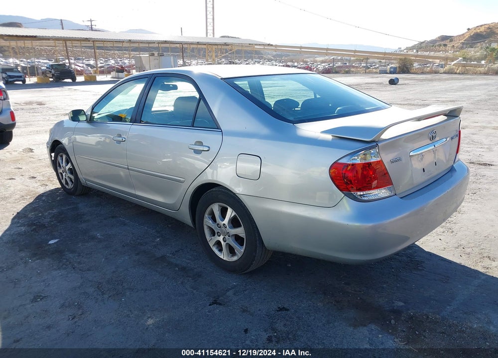 2005 TOYOTA CAMRY XLE VIN: 4T1BE30K55U617046