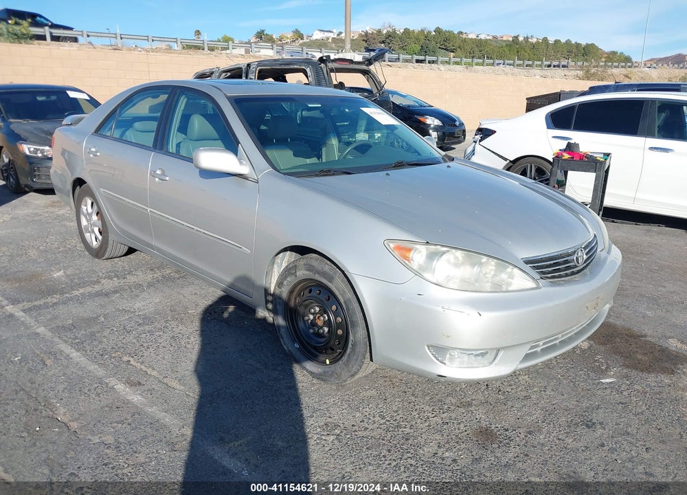 2005 TOYOTA CAMRY XLE VIN: 4T1BE30K55U617046