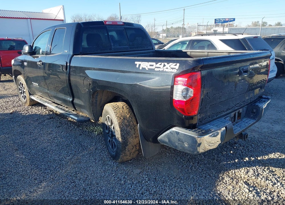 2015 TOYOTA TUNDRA SR5 5.7L V8 VIN: 5TFUW5F1XFX419227