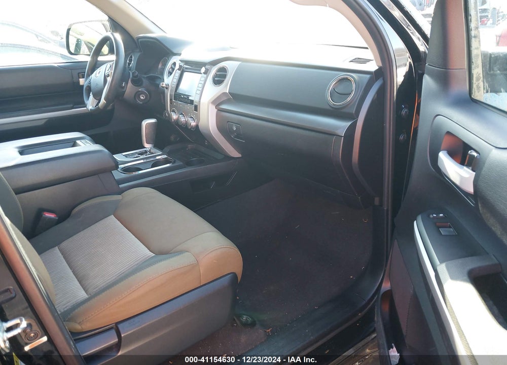 2015 TOYOTA TUNDRA SR5 5.7L V8 VIN: 5TFUW5F1XFX419227