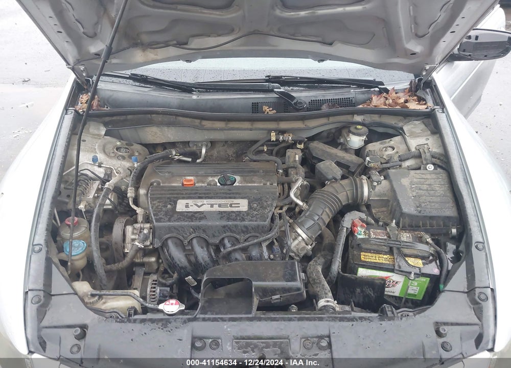 2009 HONDA ACCORD 2.4 LX VIN: 1HGCP26369A044924