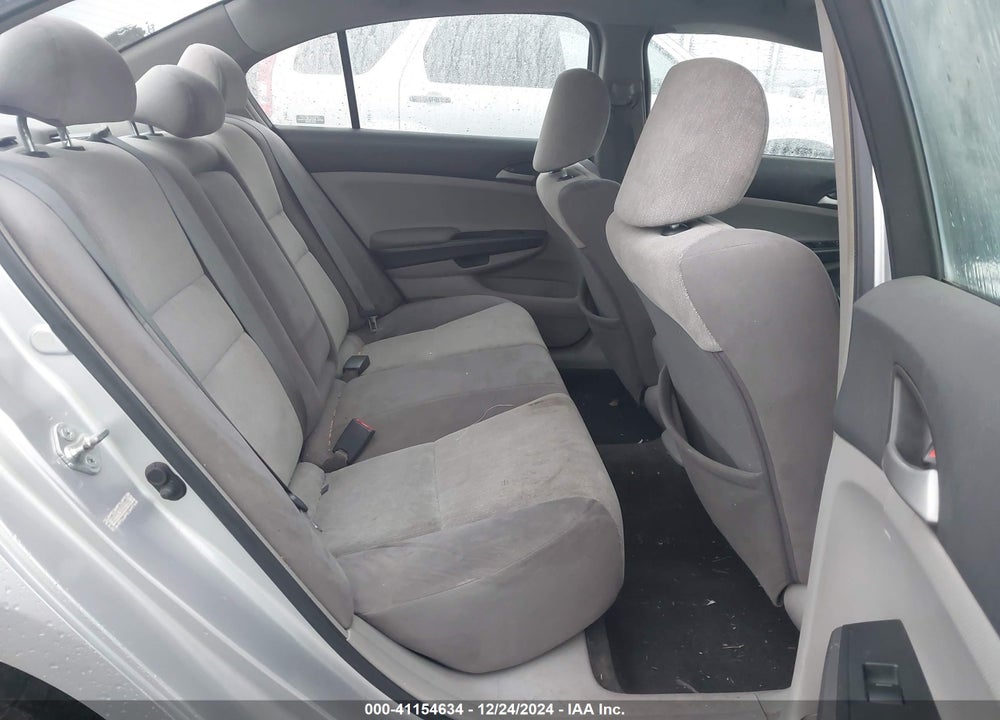 2009 HONDA ACCORD 2.4 LX VIN: 1HGCP26369A044924