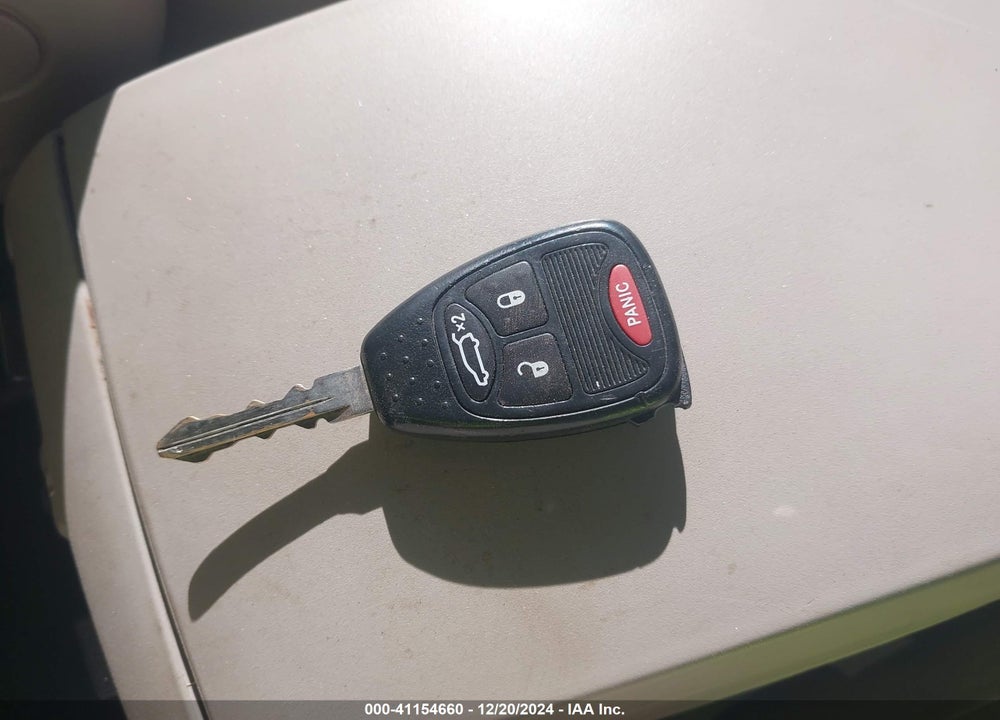 2004 CHRYSLER PACIFICA VIN: 2C8GM68424R541459