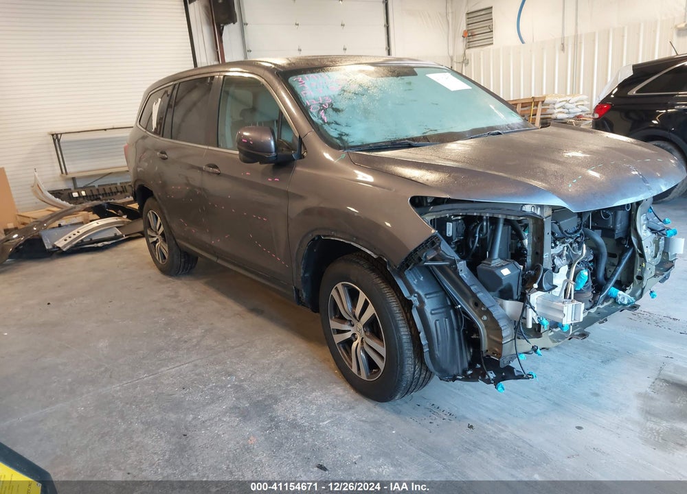 2018 HONDA PILOT EX-L VIN: 5FNYF6H56JB057651