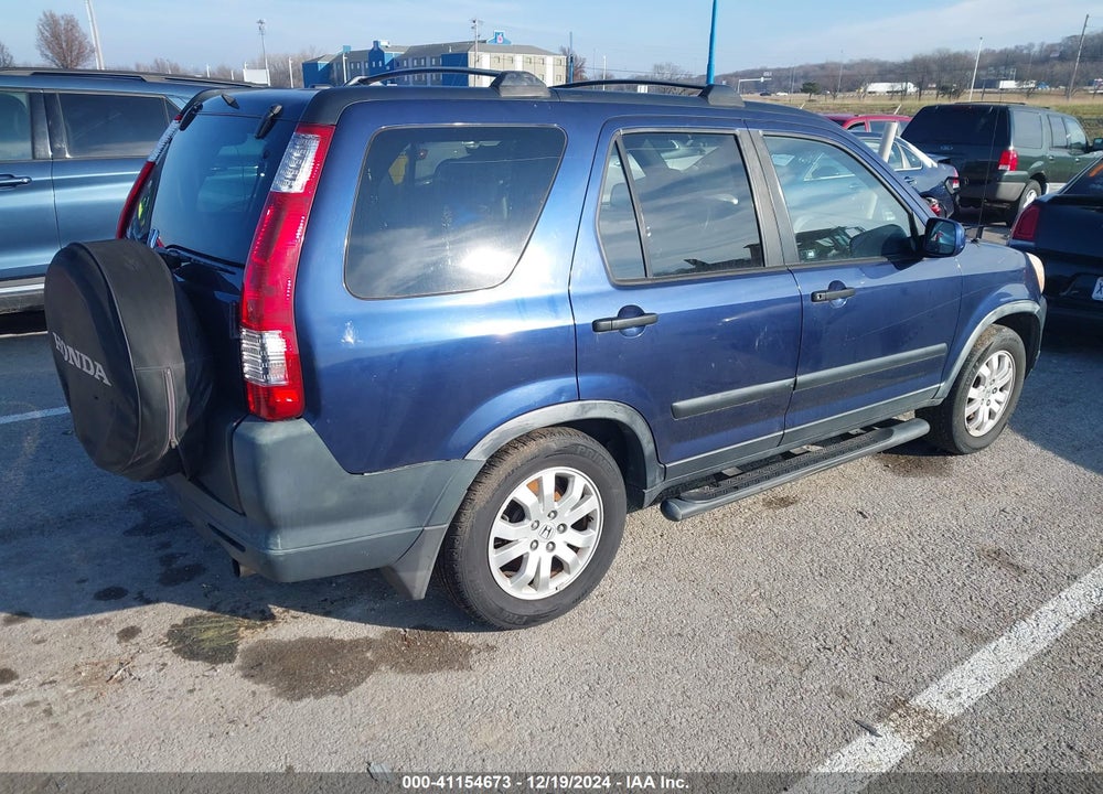 2005 HONDA CR-V EX VIN: JHLRD78845C056515