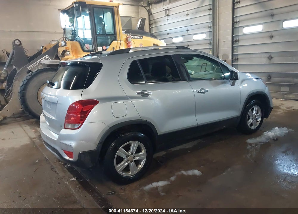 2017 CHEVROLET TRAX LT VIN: 3GNCJPSB2HL254476