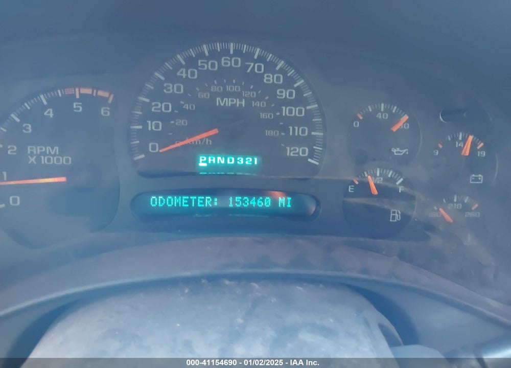 2005 CHEVROLET TAHOE LT VIN: 1GNEC13T75J117897