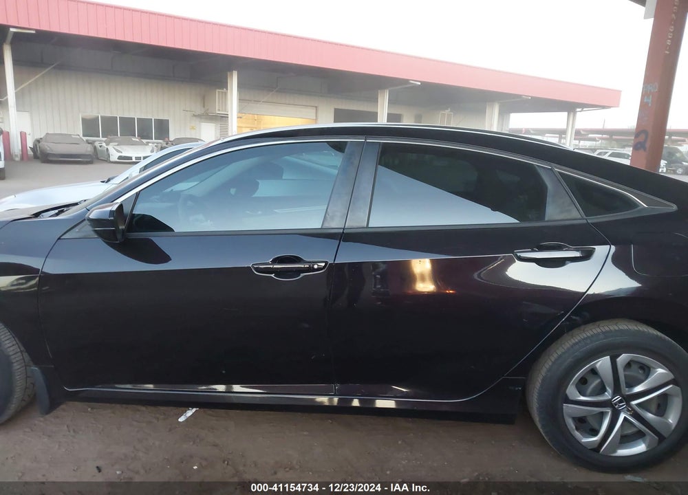 2017 HONDA CIVIC VIN: 19XFC2F56HE055958