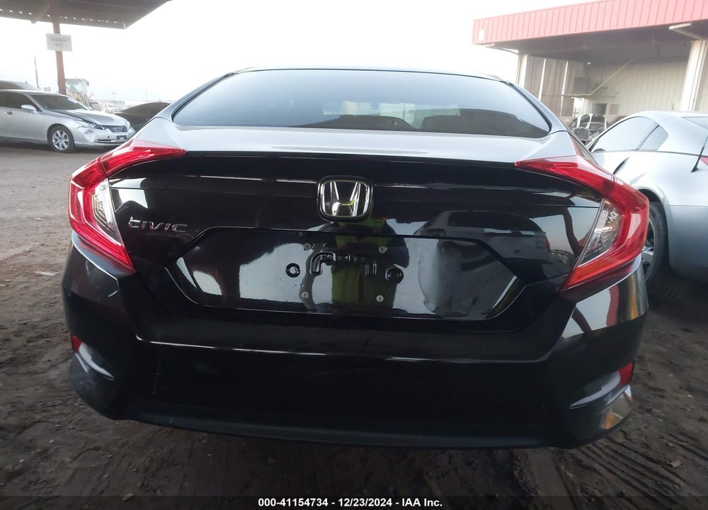 2017 HONDA CIVIC VIN: 19XFC2F56HE055958