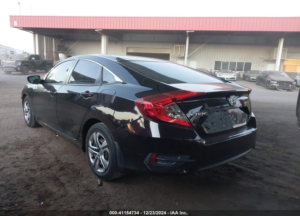 2017 HONDA CIVIC VIN: 19XFC2F56HE055958