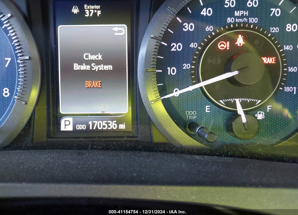 2015 TOYOTA SIENNA XLE 8 PASSENGER VIN: 5TDYK3DC1FS563230