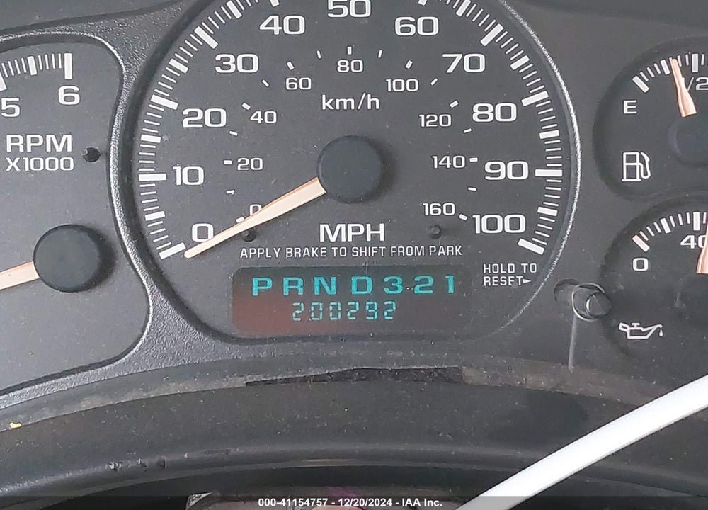 2002 CHEVROLET AVALANCHE 1500 VIN: 3GNEC13T12G304811