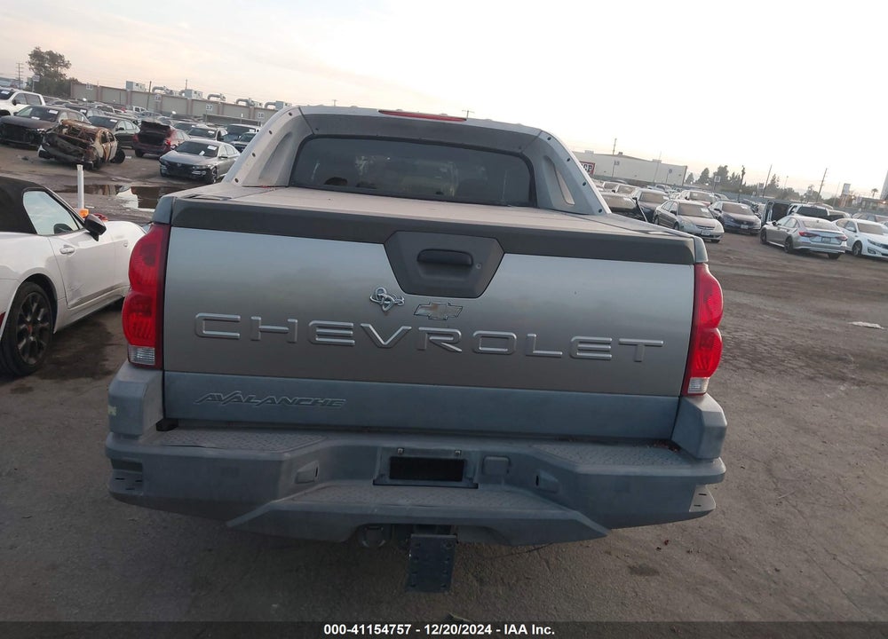 2002 CHEVROLET AVALANCHE 1500 VIN: 3GNEC13T12G304811