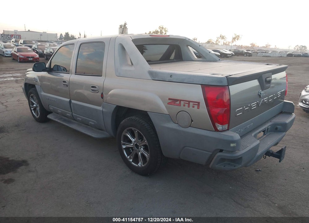 2002 CHEVROLET AVALANCHE 1500 VIN: 3GNEC13T12G304811