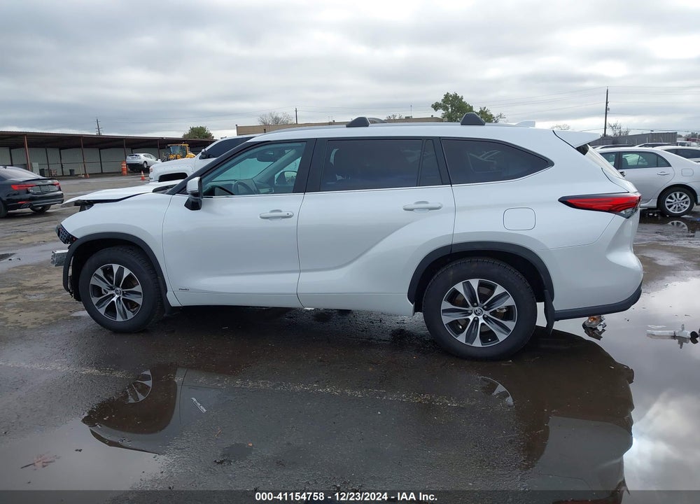 2023 TOYOTA HIGHLANDER HYBRID XLE VIN: 5TDKBRCH2PS585664