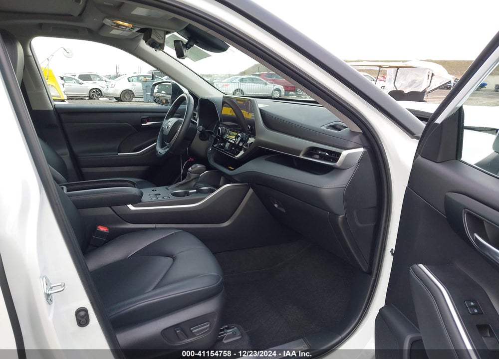 2023 TOYOTA HIGHLANDER HYBRID XLE VIN: 5TDKBRCH2PS585664