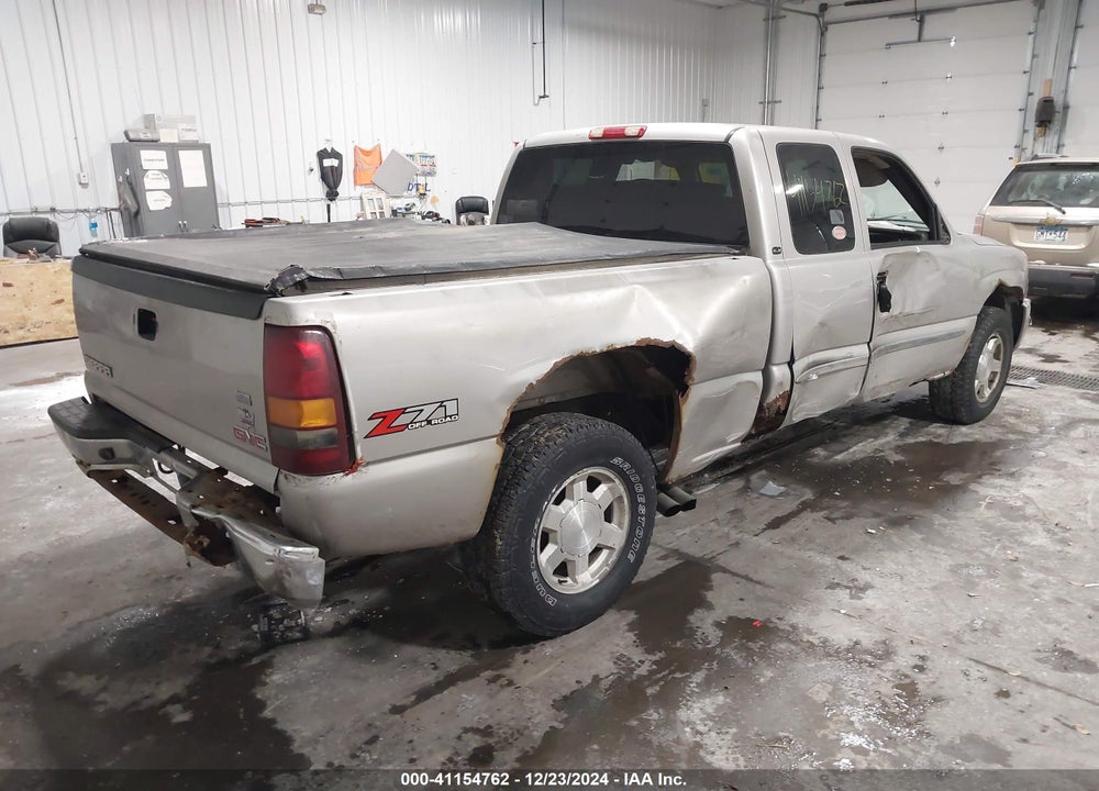 2005 GMC SIERRA 1500 SLE VIN: 2GTEK19B351293334