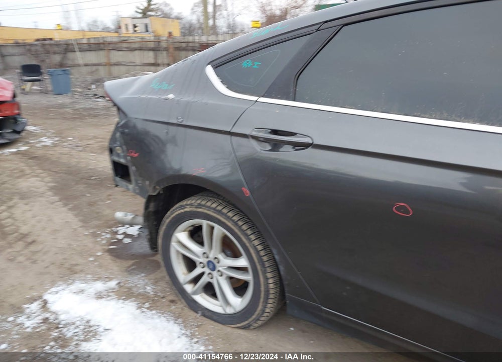 2018 FORD FUSION SE VIN: 3FA6P0H73JR117439