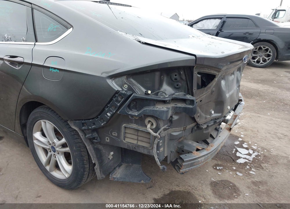 2018 FORD FUSION SE VIN: 3FA6P0H73JR117439