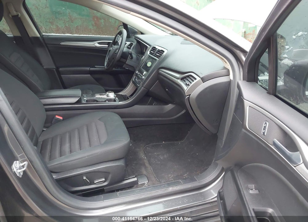 2018 FORD FUSION SE VIN: 3FA6P0H73JR117439