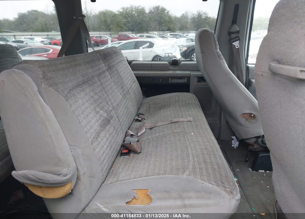 2002 FORD E-350 SUPER DUTY XL/XLT VIN: 1FBSS31L72HB62780