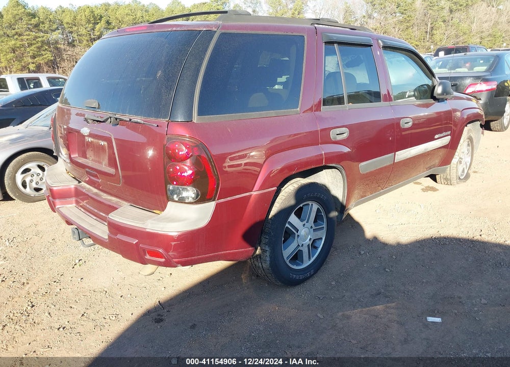 2005 CHEVROLET TRAILBLAZER LS VIN: 1GNDS13S152117099