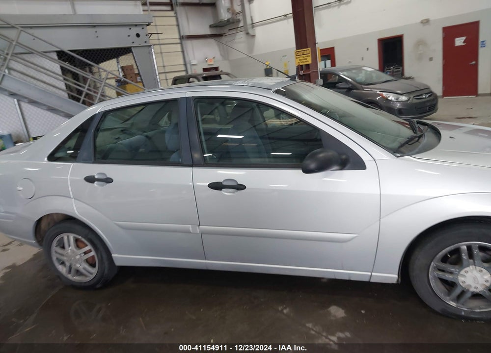 2004 FORD FOCUS ZTS VIN: 1FAFP38Z24W149724