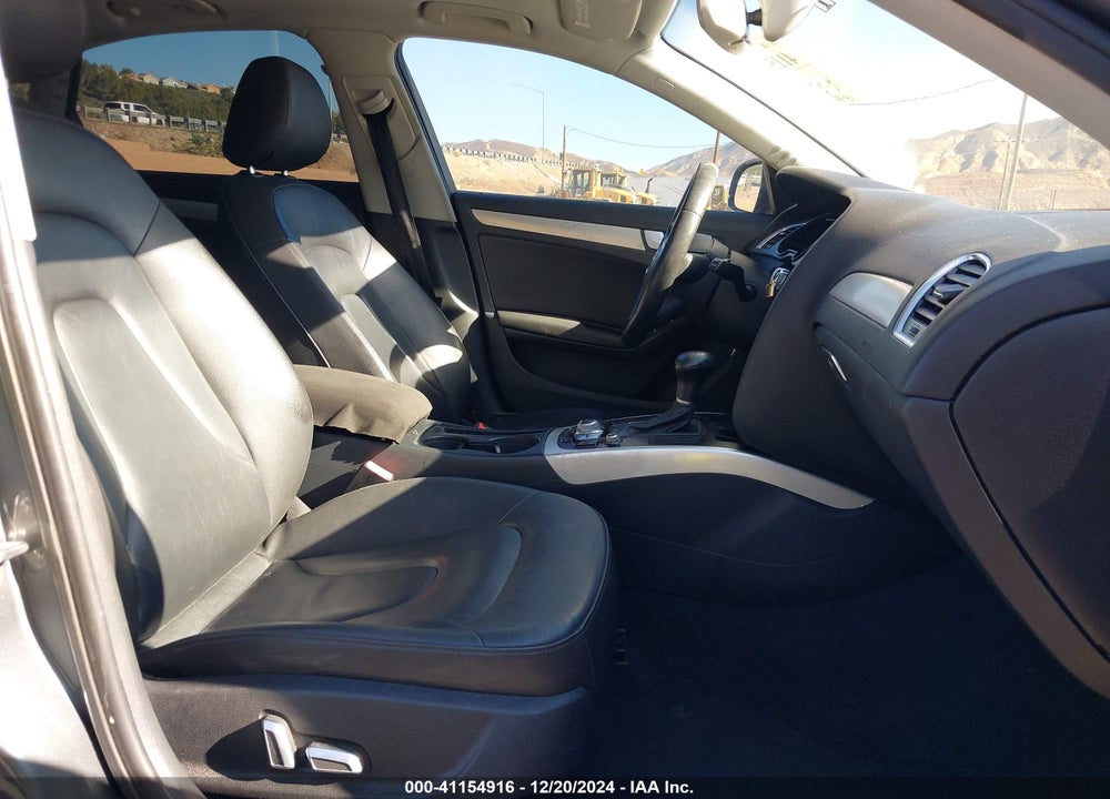2015 AUDI A4 VIN: WAUAFAFL0FN025001