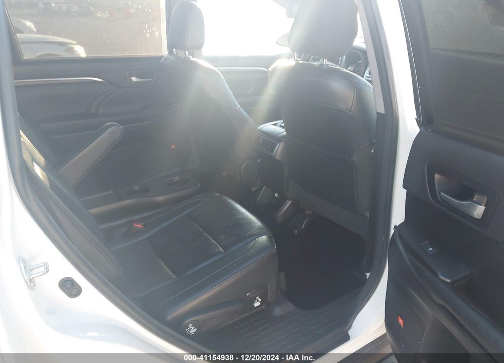 2016 TOYOTA HIGHLANDER VIN: 5TDYKRFH1GS152438