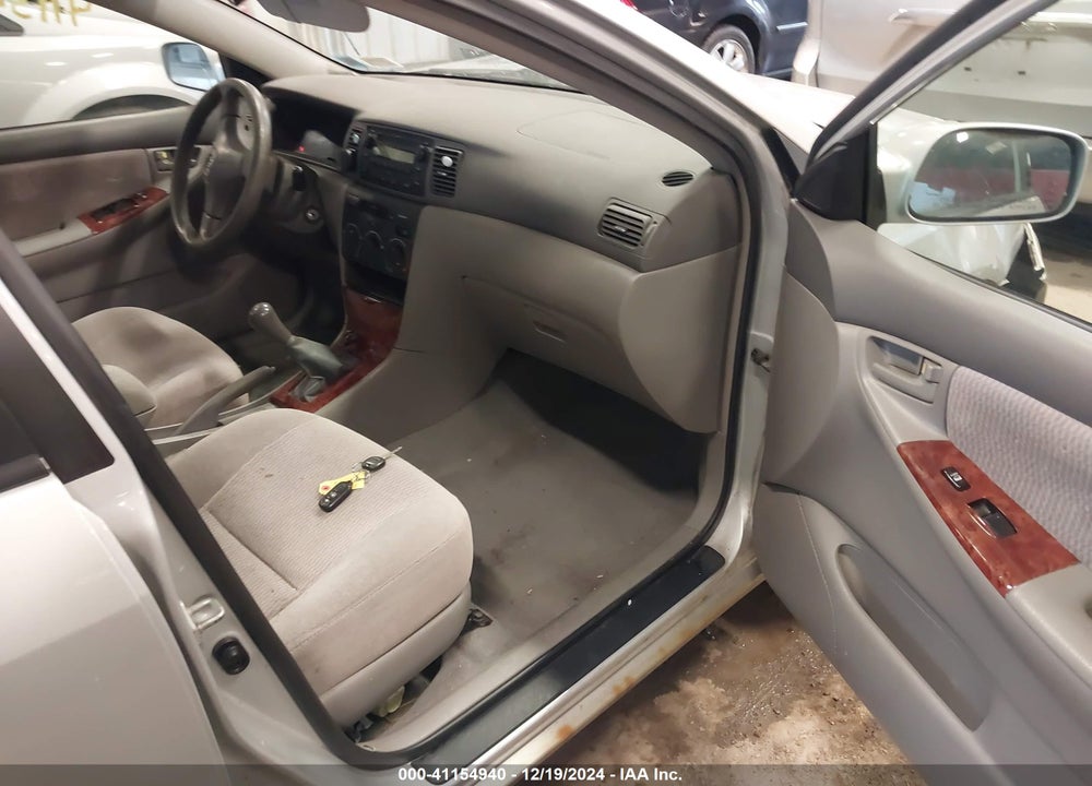 2006 TOYOTA COROLLA LE VIN: 2T1BR32E66C657988