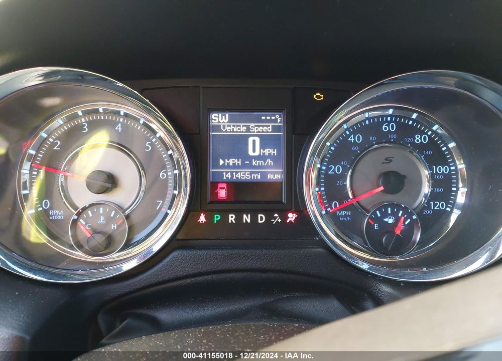 2015 CHRYSLER TOWN & COUNTRY S VIN: 2C4RC1HG9FR646447