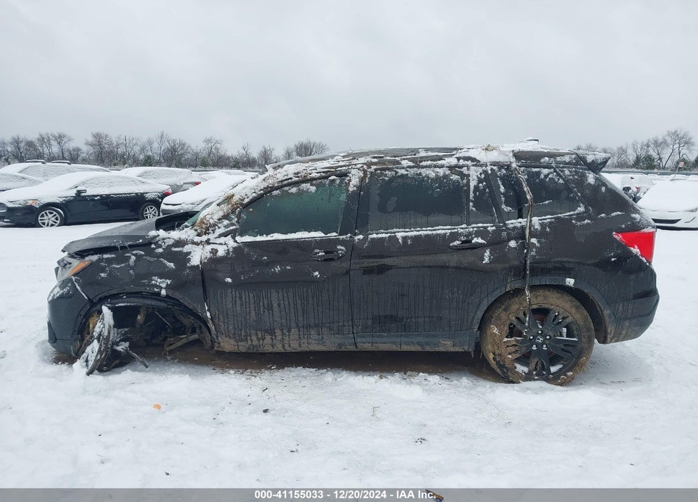 2019 HONDA PASSPORT SPORT VIN: 5FNYF8H20KB019366