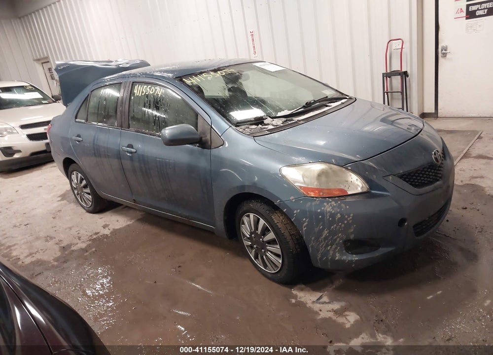 2011 TOYOTA YARIS VIN: JTDBT4K38B4083753
